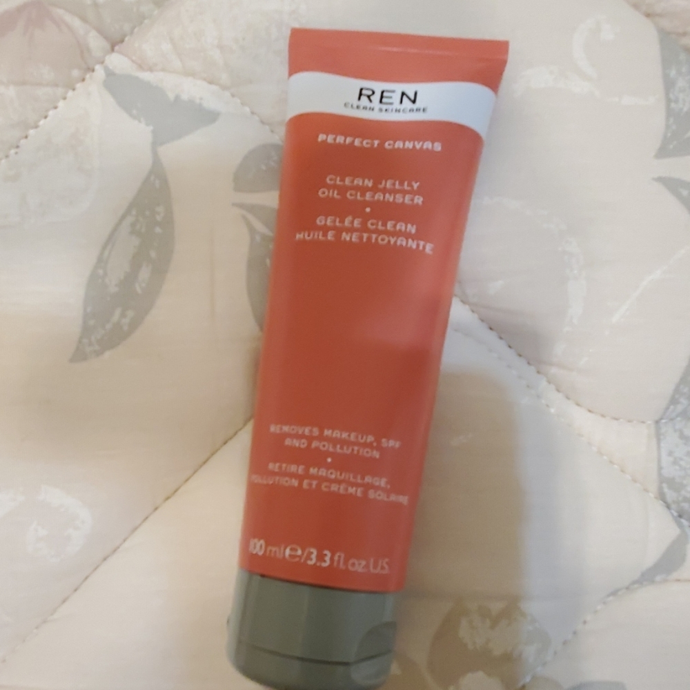 Ren Perfect Canvas Cleanser